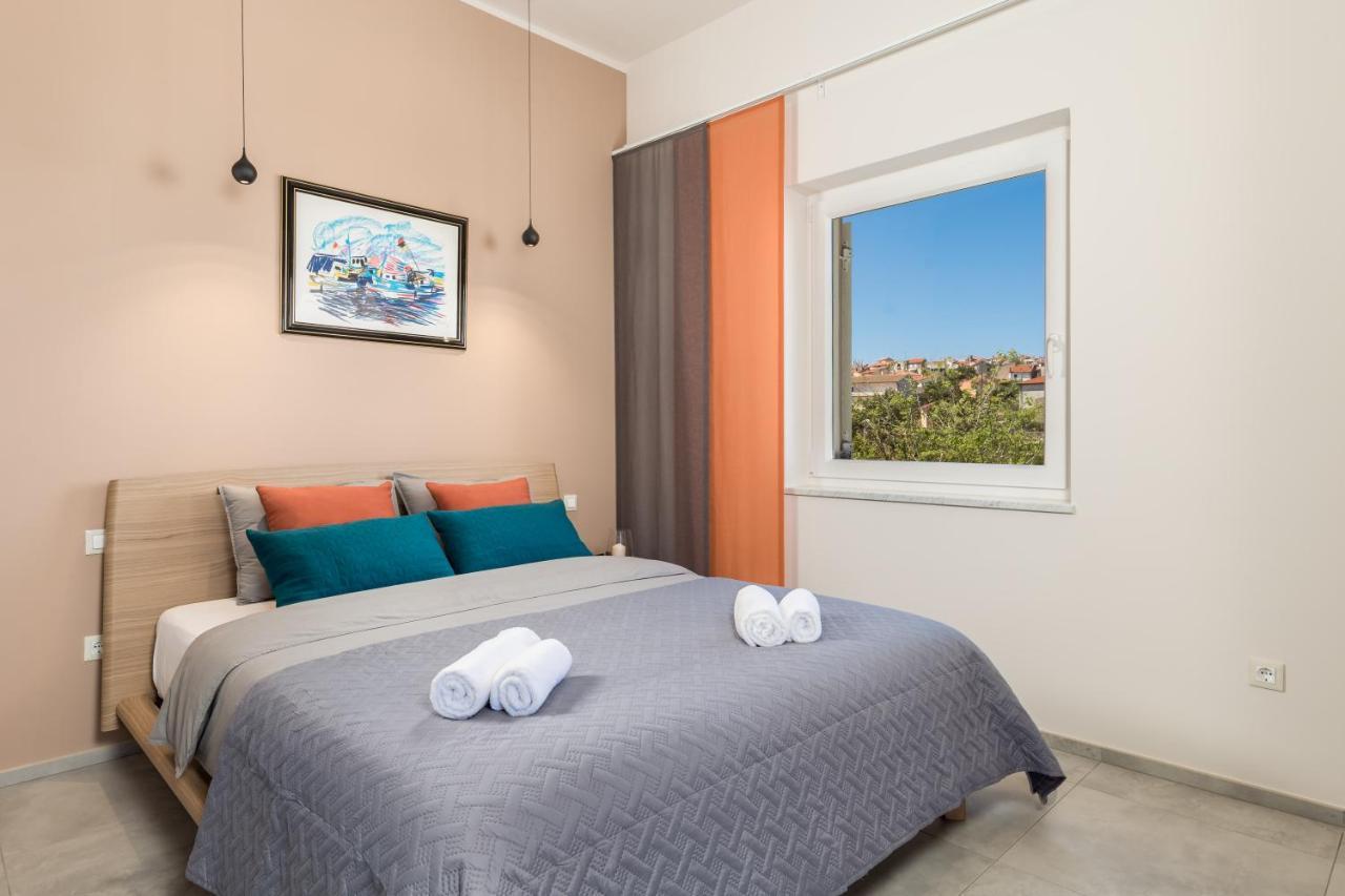 Apartmani Heni Врбник Экстерьер фото